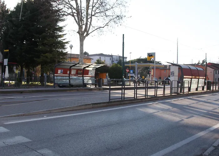 Tia House - Bright With Private Parking! Διαμέρισμα